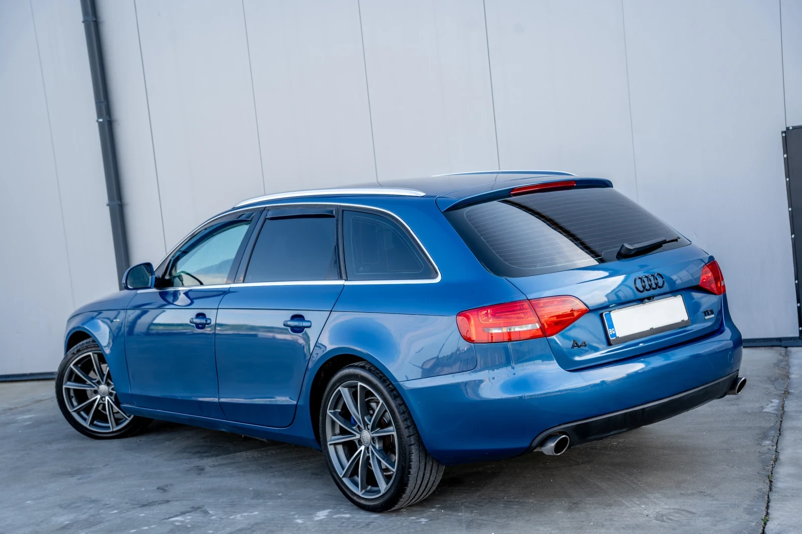 Audi A4 3.0TDI/ AVANT / QUATTRO/ 19ZOLL, снимка 4 - Автомобили и джипове - 54457864