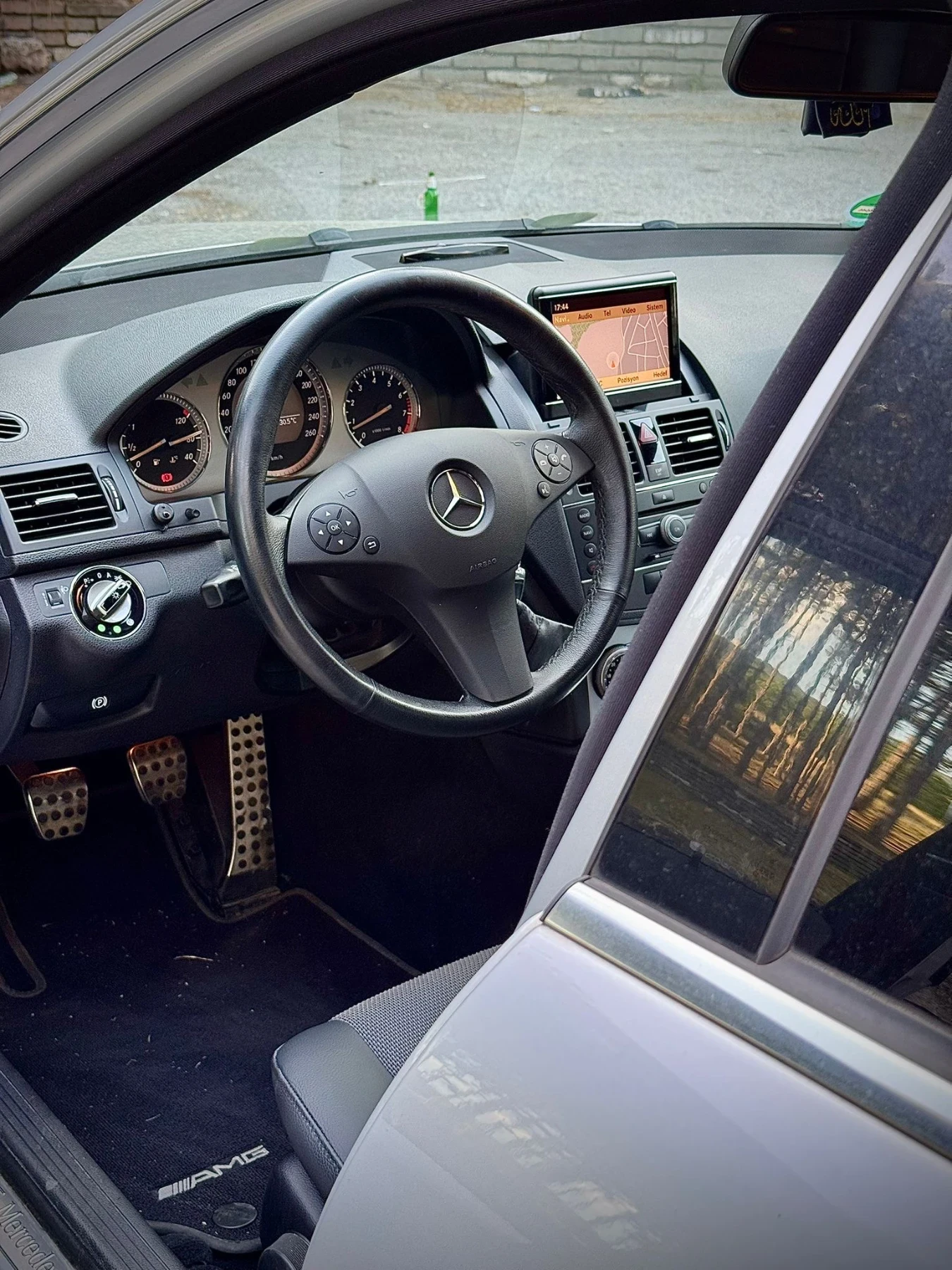 Mercedes-Benz C 200 Компресор, снимка 8 - Автомобили и джипове - 54920784