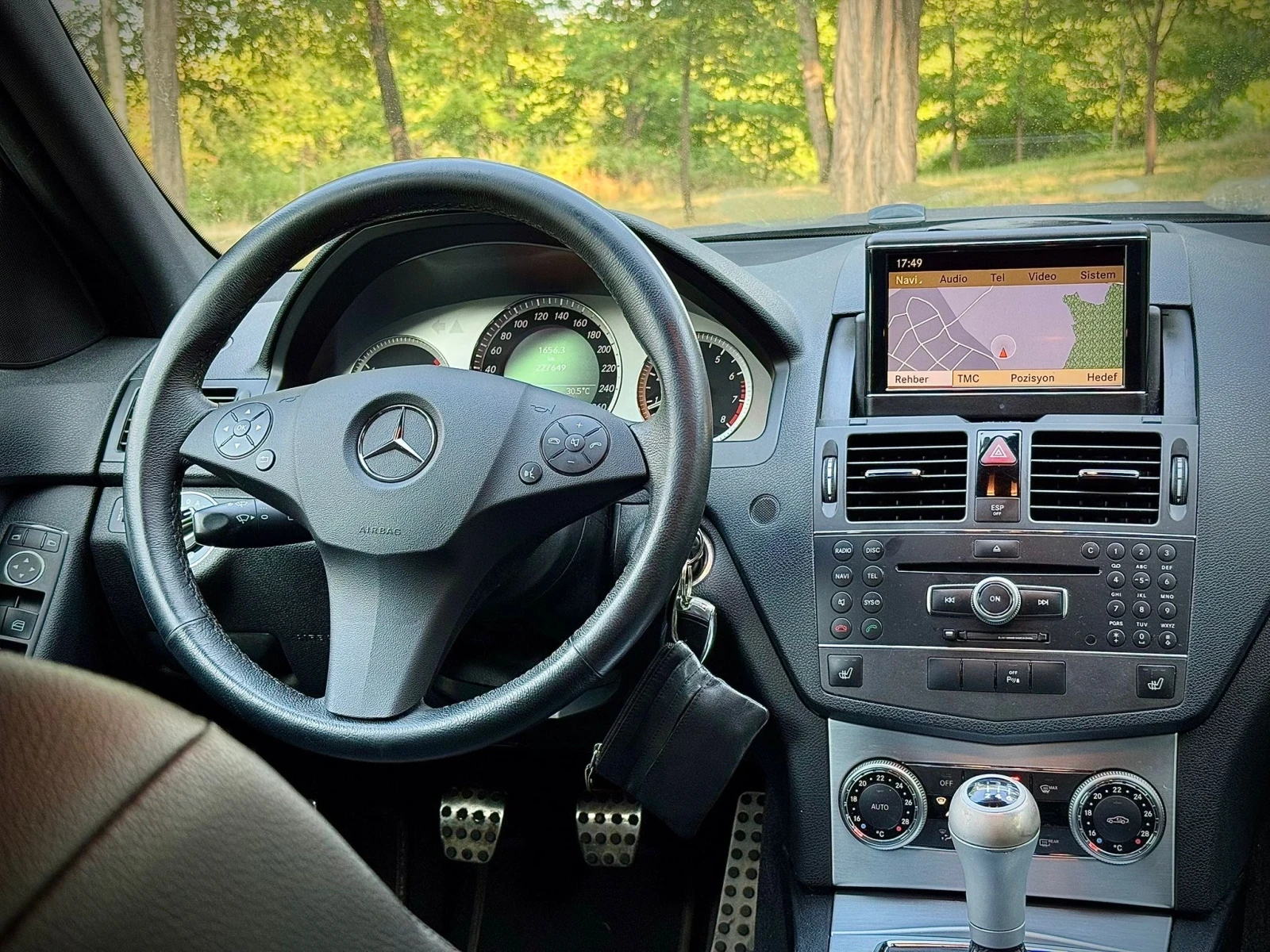 Mercedes-Benz C 200 Компресор, снимка 9 - Автомобили и джипове - 54920784