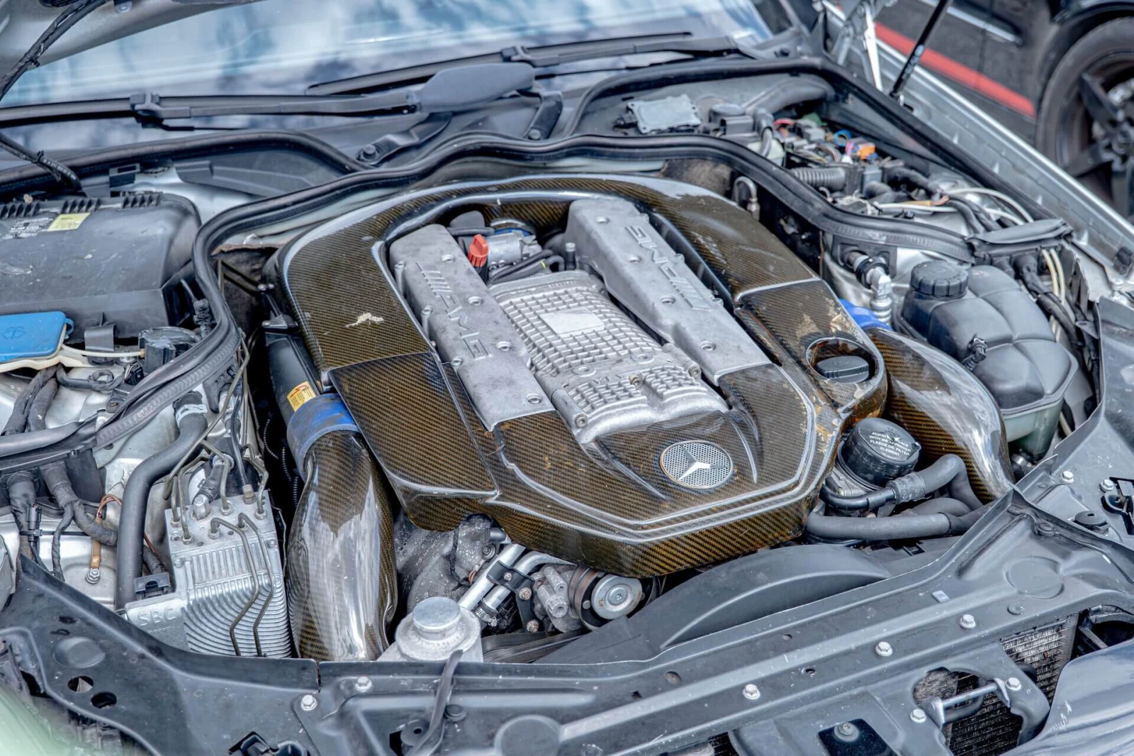 Mercedes-Benz CLS 55 AMG Ориг. Kleeman/Harman Kardon/Обдухване/Алкантар/BiX, снимка 15 - Автомобили и джипове - 54726003