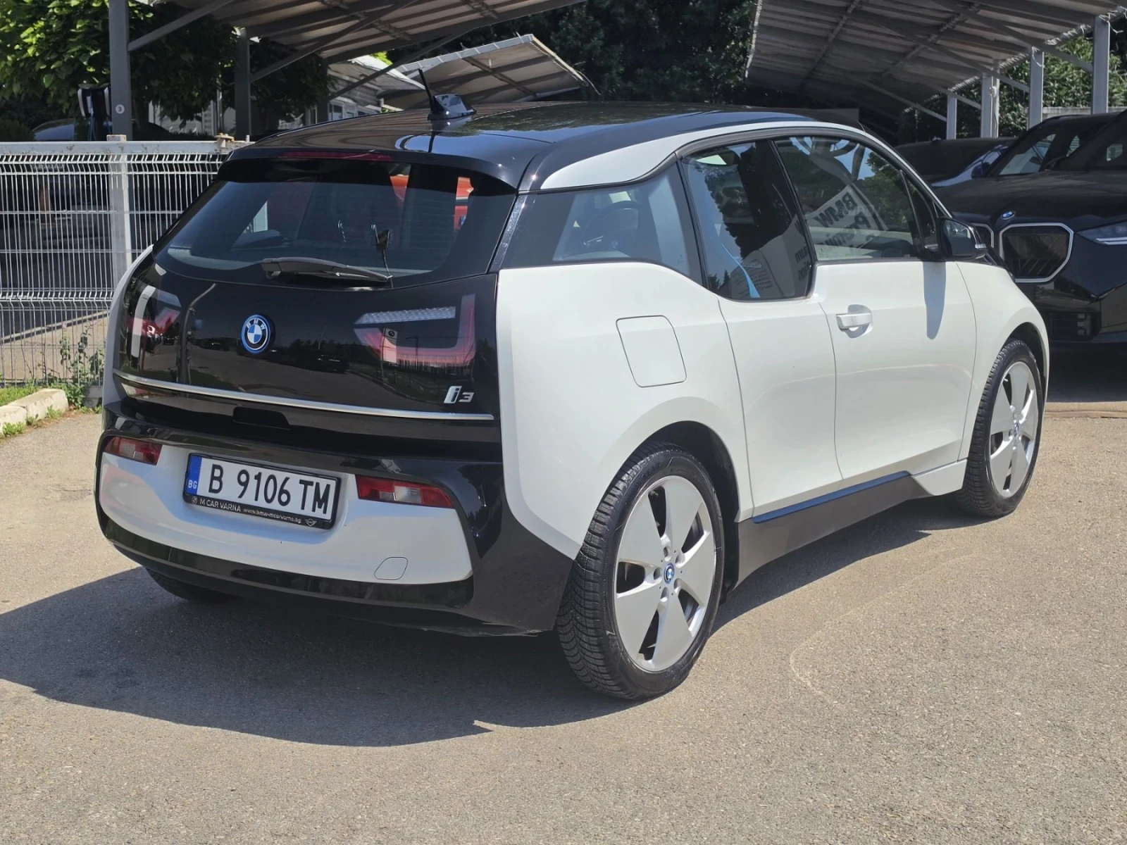 BMW i3 120ah/гаранция/голяма навигация/apple car play, снимка 4 - Автомобили и джипове - 55286829