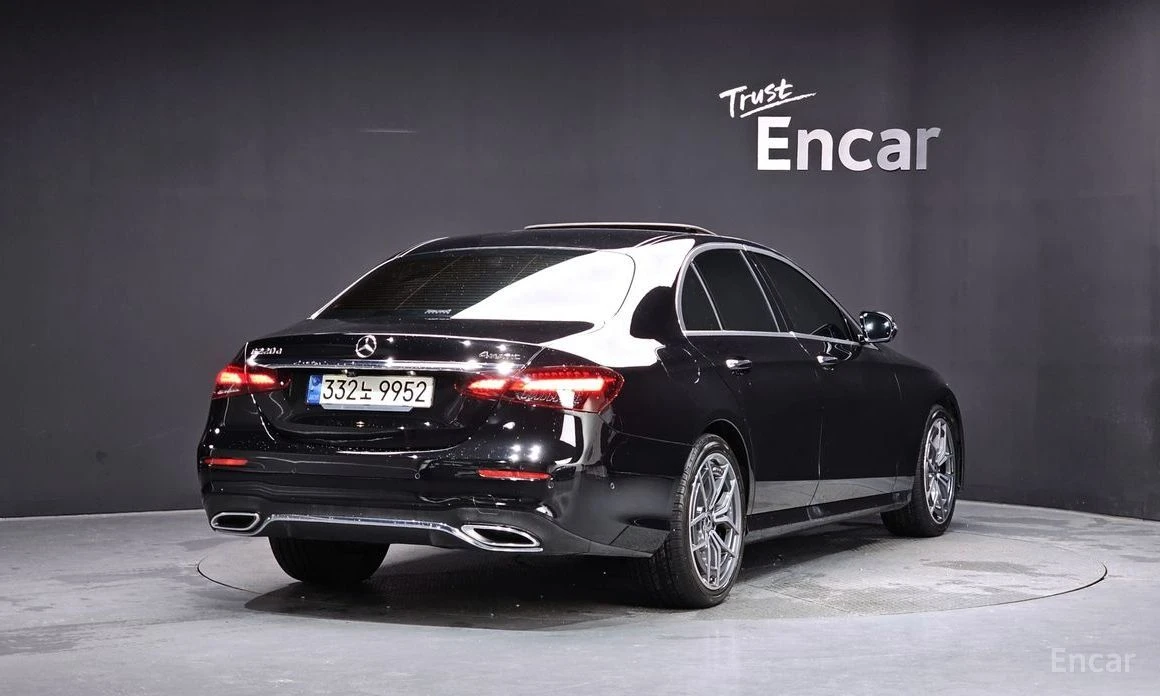 Mercedes-Benz E 220, снимка 2 - Автомобили и джипове - 55366485