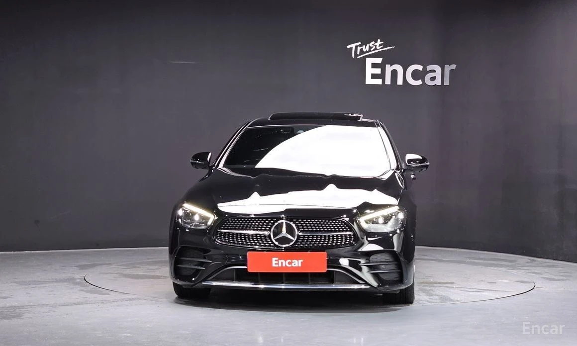 Mercedes-Benz E 220, снимка 3 - Автомобили и джипове - 55366485