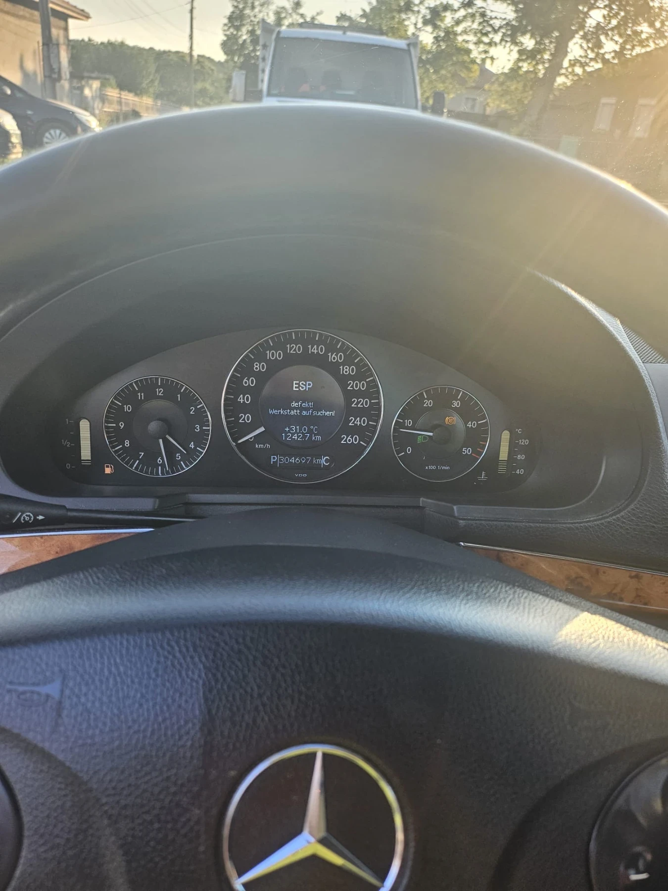 Mercedes-Benz E 280, снимка 5 - Автомобили и джипове - 55645930