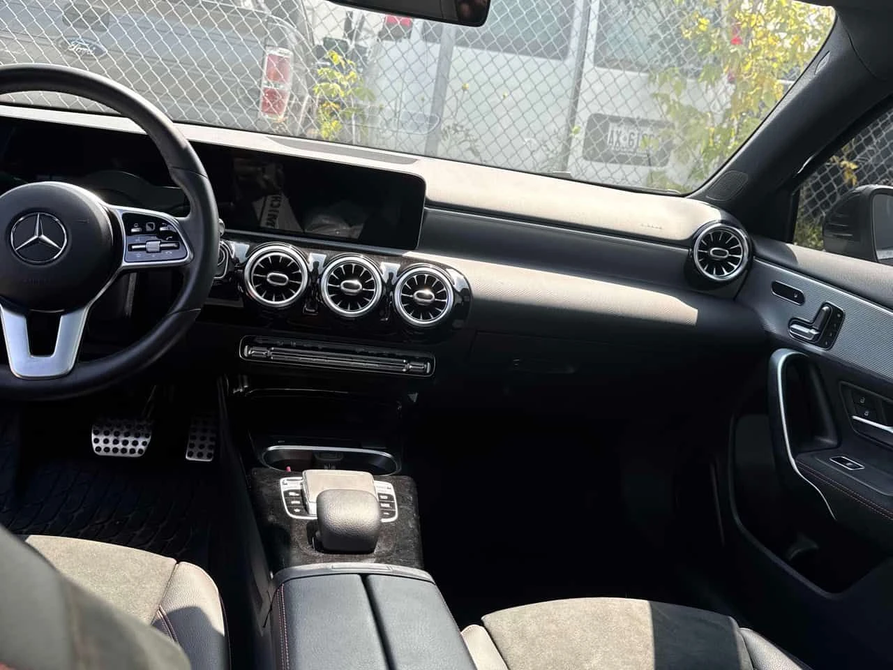 Mercedes-Benz A 250 * CARFAX * ��� ������������ ������ | Mobile.bg � ����������� 9