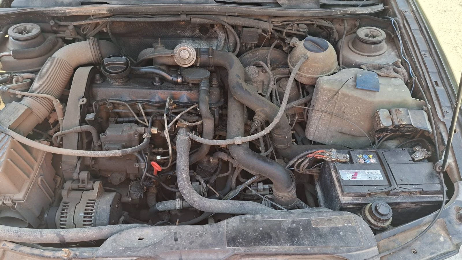 VW Passat 1.9, снимка 6 - Автомобили и джипове - 55844069