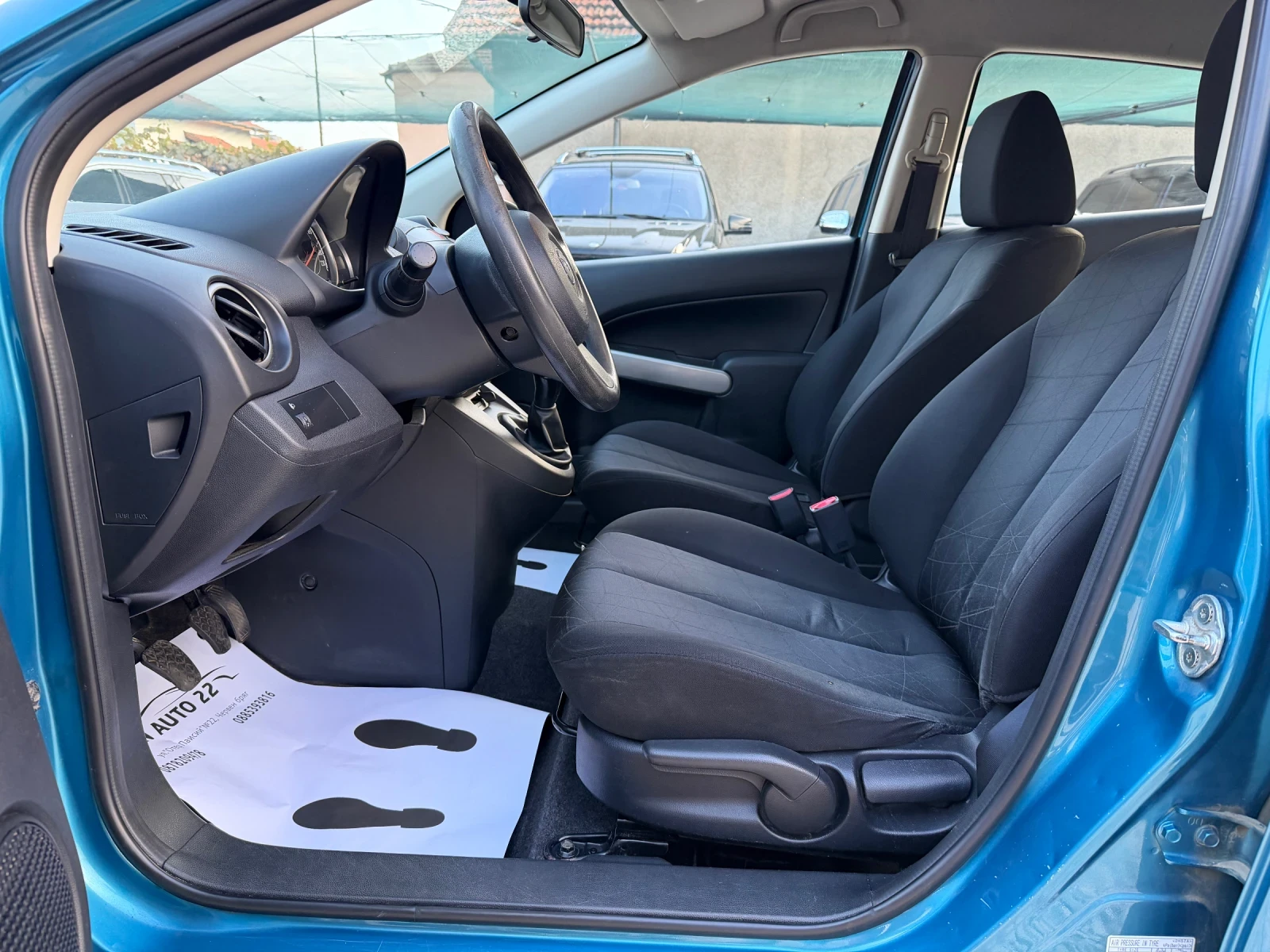Mazda 2 1, 3 75k.c. Face, снимка 9 - Автомобили и джипове - 55946363