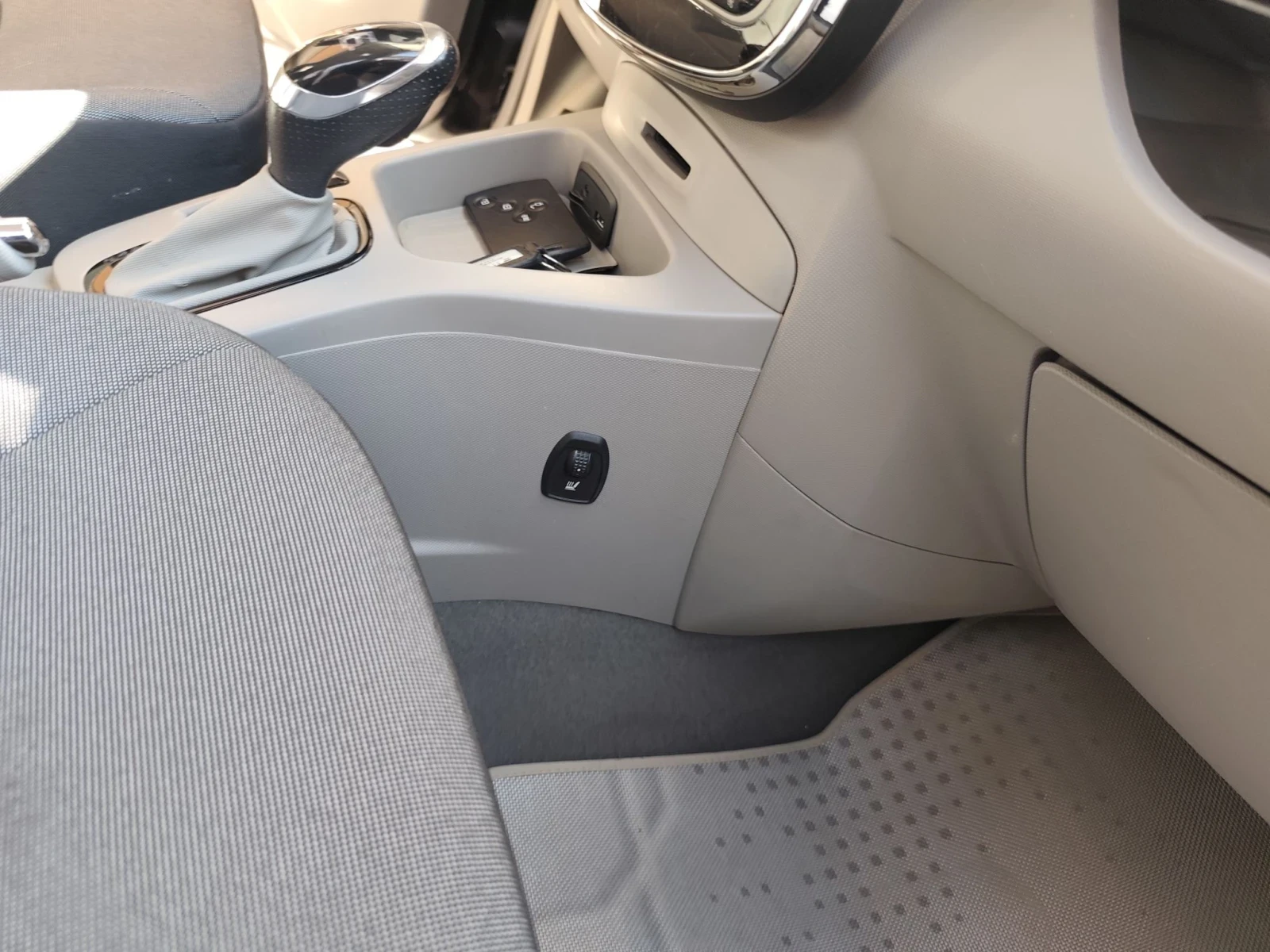 Renault Zoe 22kw, 56800km, камера, Android auto, снимка 13 - Автомобили и джипове - 56332280