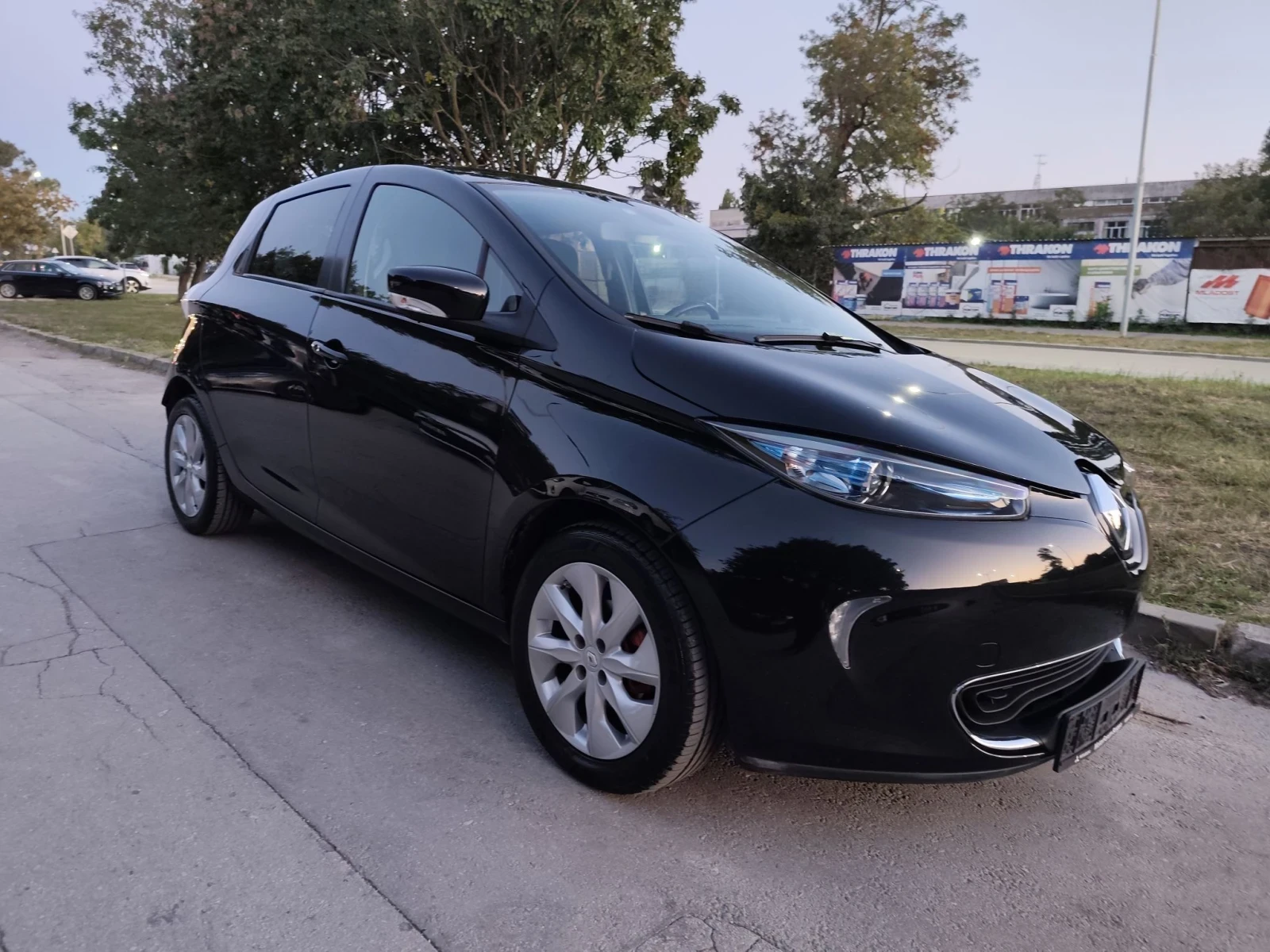 Renault Zoe 22kw, 56800km, камера, Android auto, снимка 2 - Автомобили и джипове - 56332280