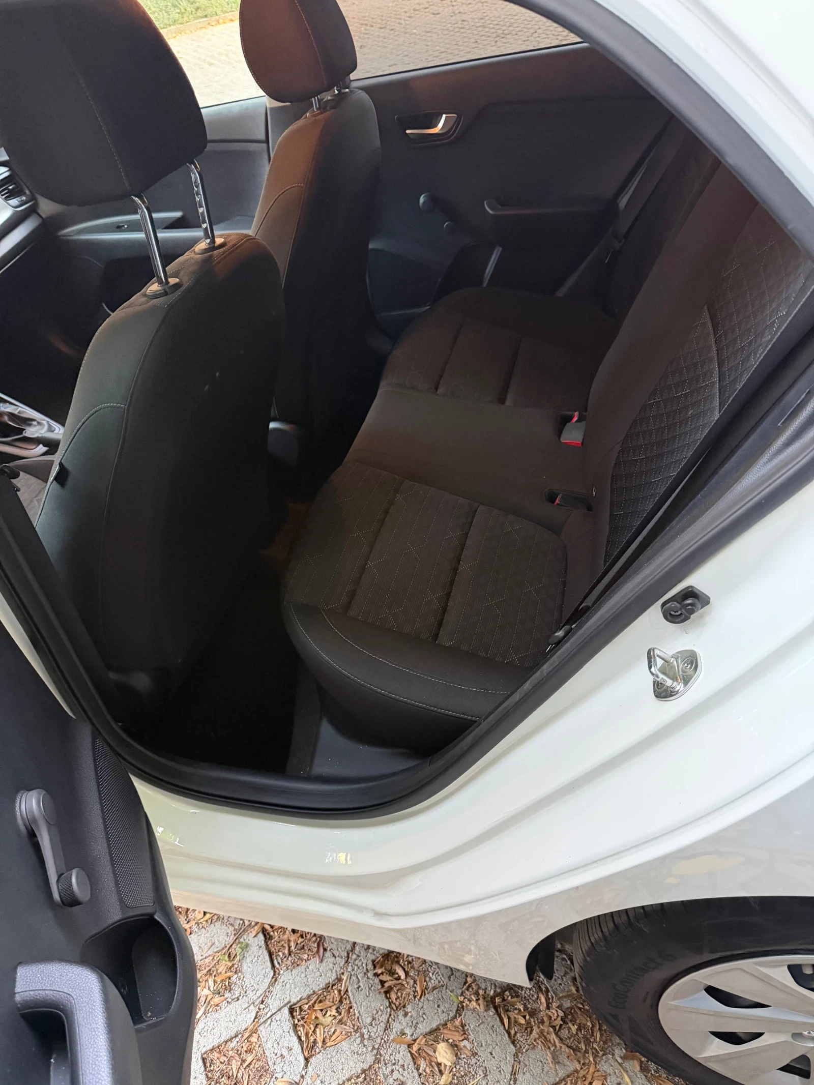 Kia Rio 1.25i 84�� EURO 6B | Mobile.bg � ����������� 10