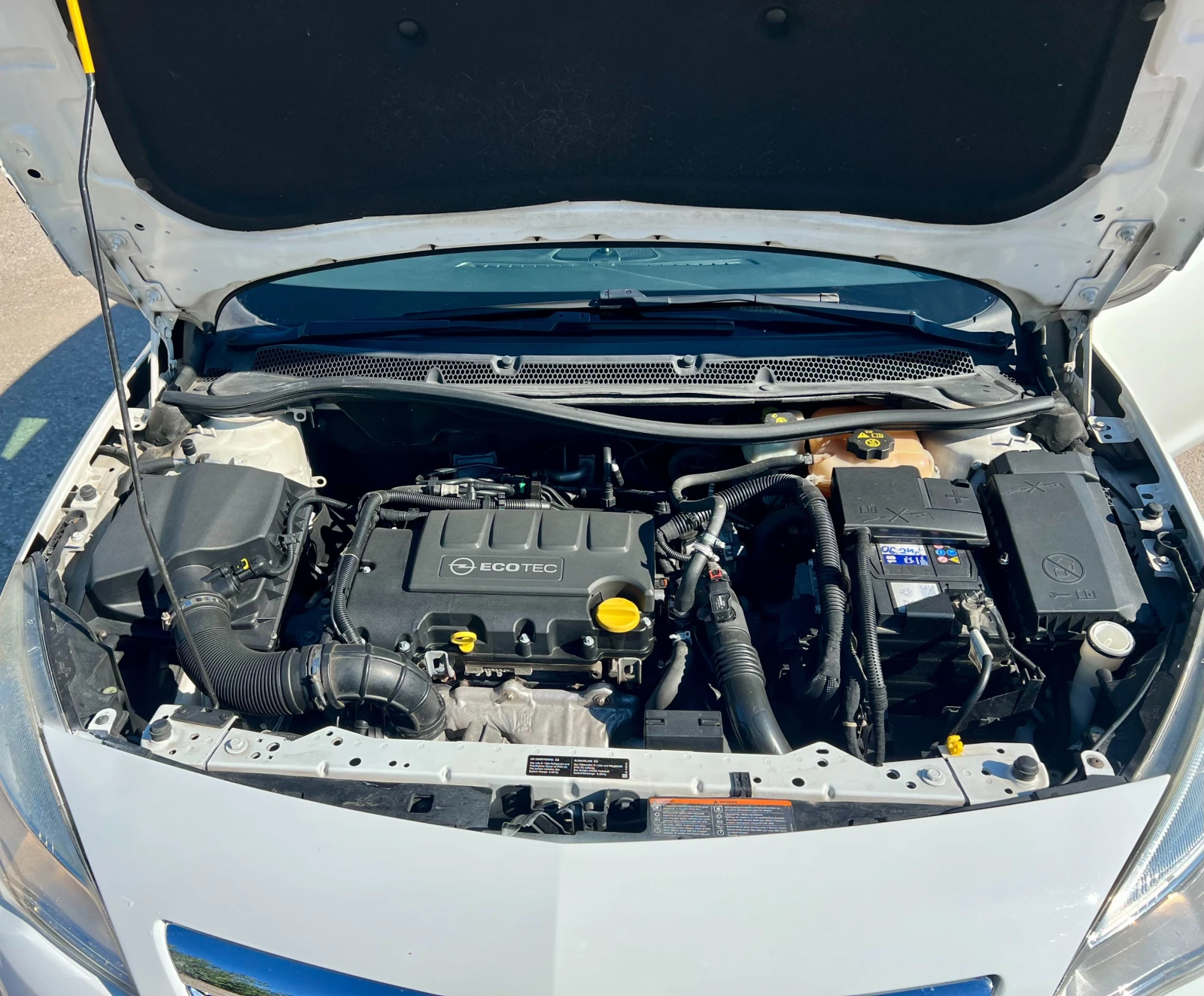 Opel Astra  J, 1. 4 Turbo , снимка 13 - Автомобили и джипове - 56503452