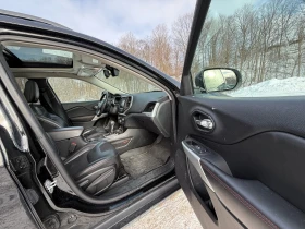 Jeep Cherokee Trailhawk* 4WD* АвтоКредит* (ЦЕНА ДО БГ) - 14999 € / 29335.49 лв. - 54920618 9