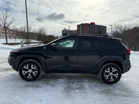 Jeep Cherokee Trailhawk* 4WD* АвтоКредит* (ЦЕНА ДО БГ) - 14999 € / 29335.49 лв. - 54920618 3