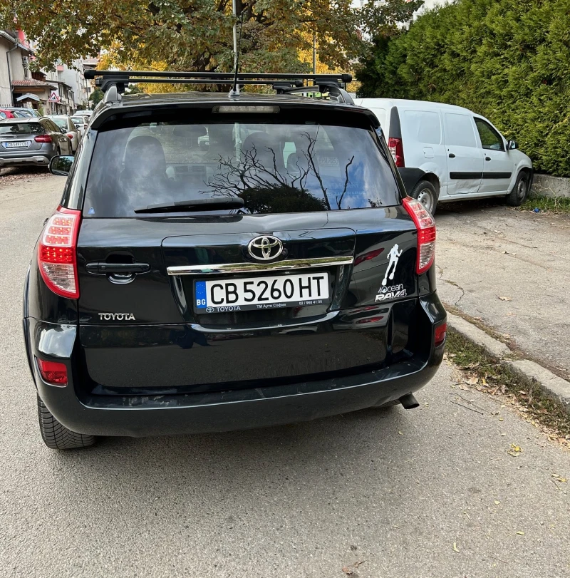 Toyota Rav4 2.2 D-Cat Executive, снимка 9 - Автомобили и джипове - 47800640