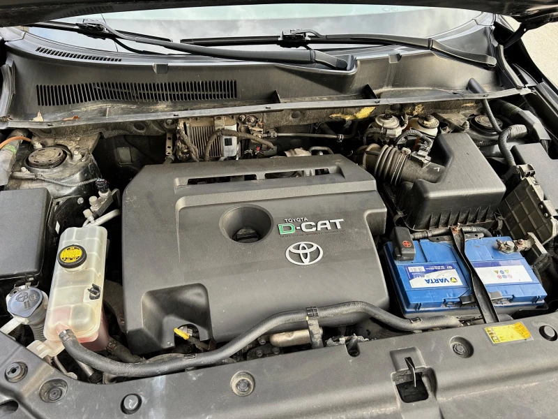 Toyota Rav4 2.2 D-Cat Executive, снимка 15 - Автомобили и джипове - 47800640