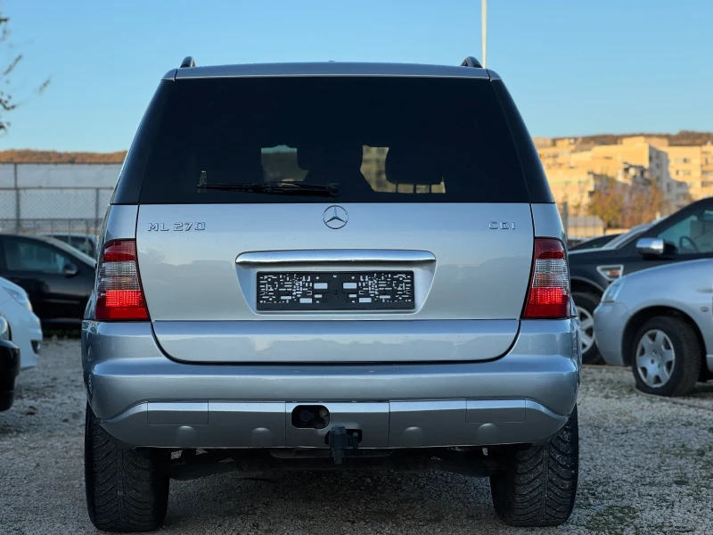 Mercedes-Benz ML 270 * 2.7CDI* ПОЛУКОЖА* KLIMA* 4x4* , снимка 6 - Автомобили и джипове - 48094716