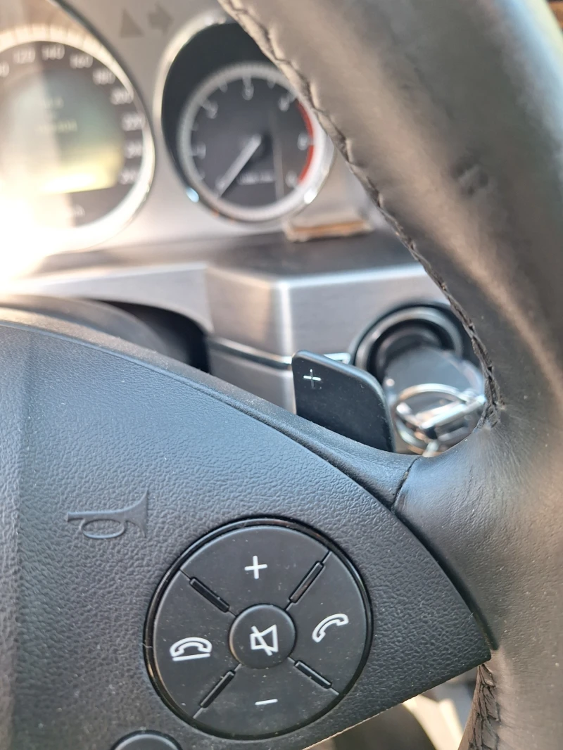 Mercedes-Benz GLK, снимка 8 - Автомобили и джипове - 51287877