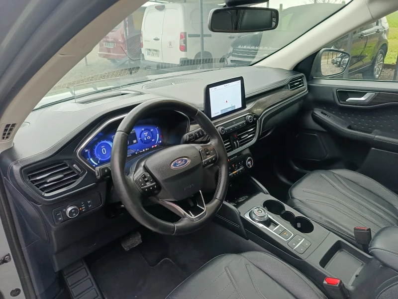 Ford Kuga 2.5i plug in hybrid, снимка 12 - Автомобили и джипове - 53057730