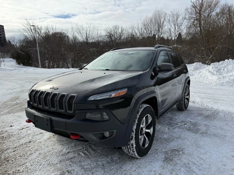 Jeep Cherokee Trailhawk* 4WD* АвтоКредит* (ЦЕНА ДО БГ), снимка 2 - Автомобили и джипове - 53403473