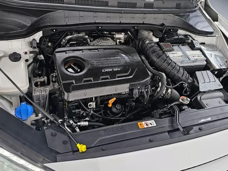 Hyundai Kona Diesel 1.6 2Wd Premium, снимка 6 - Автомобили и джипове - 55749045