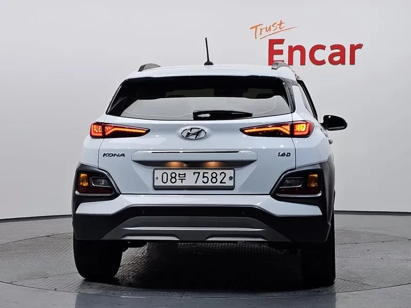 Hyundai Kona Diesel 1.6 2Wd Premium, снимка 4 - Автомобили и джипове - 55749045