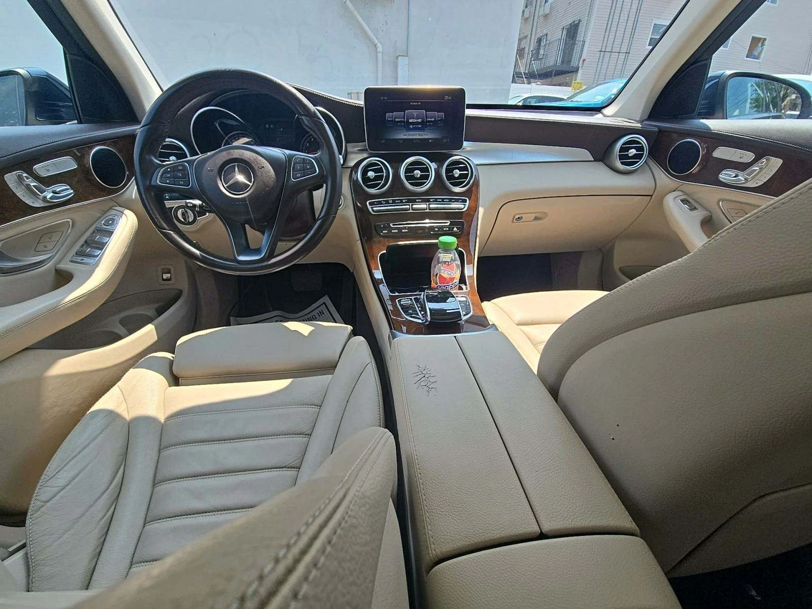Mercedes-Benz GLC 300 4MATIC * CARFAX* ОПЦИЯ ЗА ФИНАНСИРАНЕ*  - изображение 6