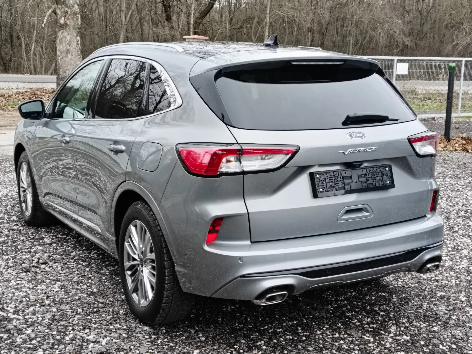 Ford Kuga 2.5i plug in hybrid - изображение 4