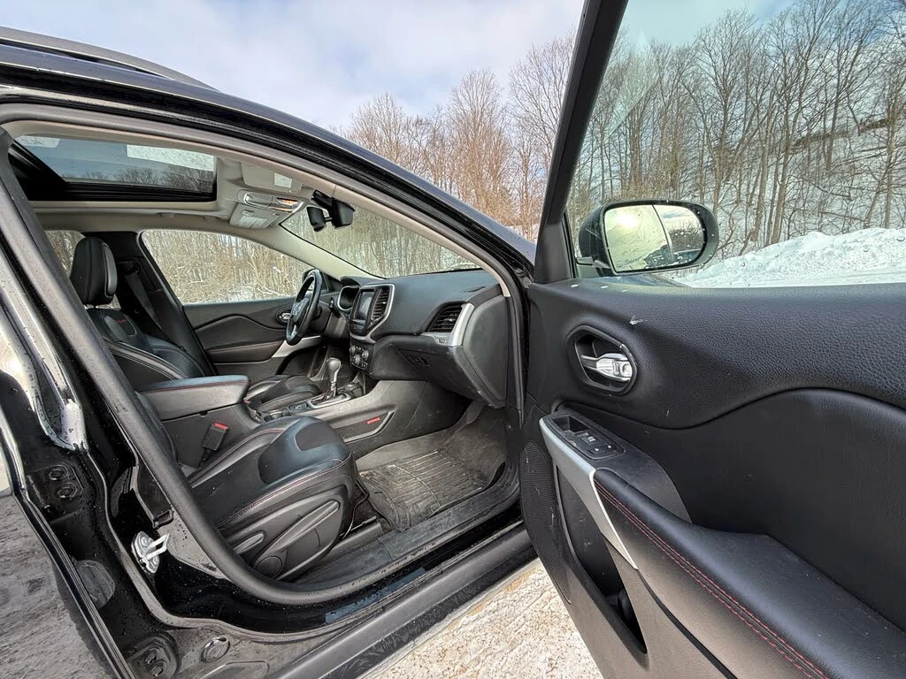 Jeep Cherokee Trailhawk* 4WD* АвтоКредит* (ЦЕНА ДО БГ) - изображение 9