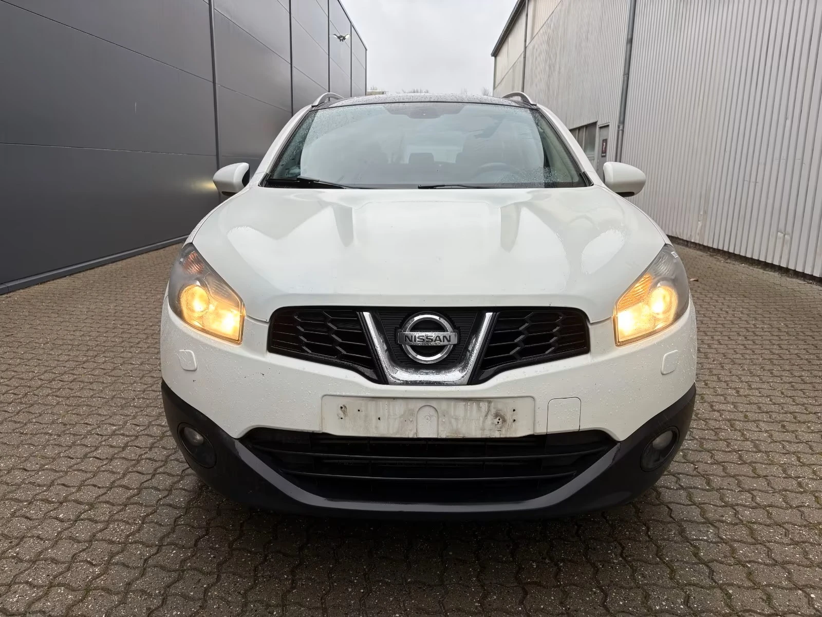 Nissan Qashqai J10