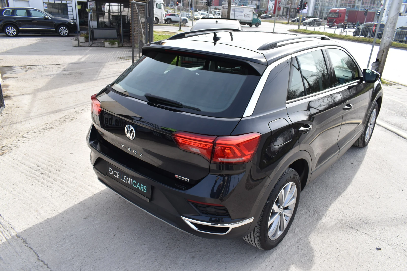 VW T-Roc 2.0TDI* 4MOTION* AUTOMAT, снимка 5 - Автомобили и джипове - 53876310