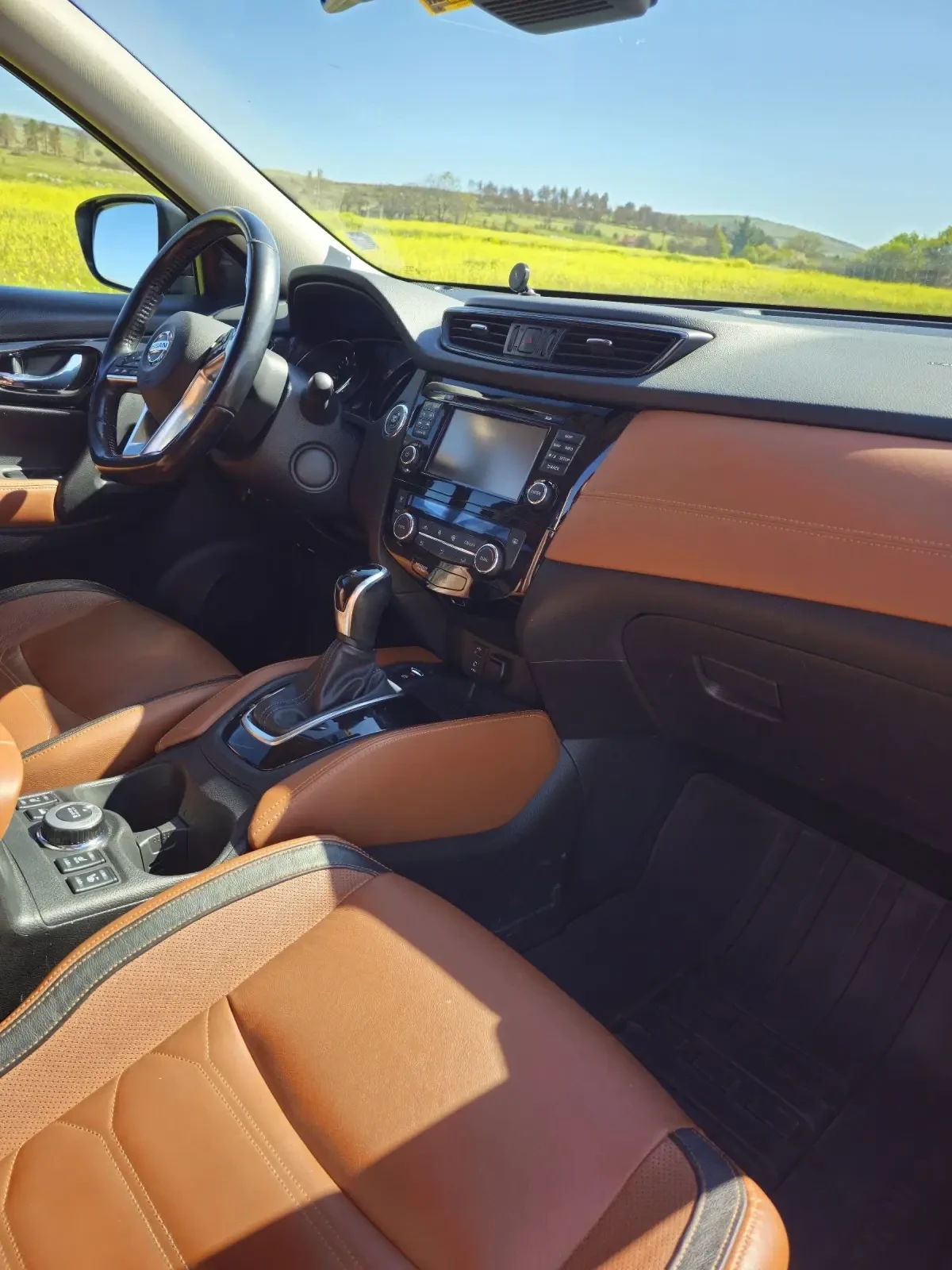 Nissan X-trail  T32 2.0 dCi Tekna 4x4, снимка 9 - Автомобили и джипове - 54388125