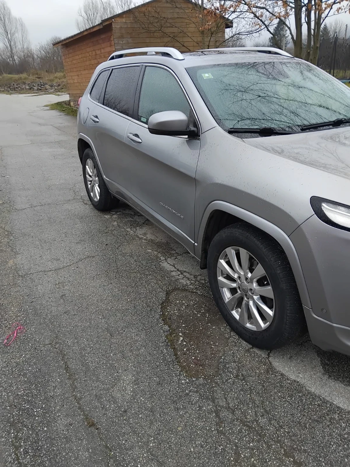 Jeep Cherokee Limited , снимка 8 - Автомобили и джипове - 54856116