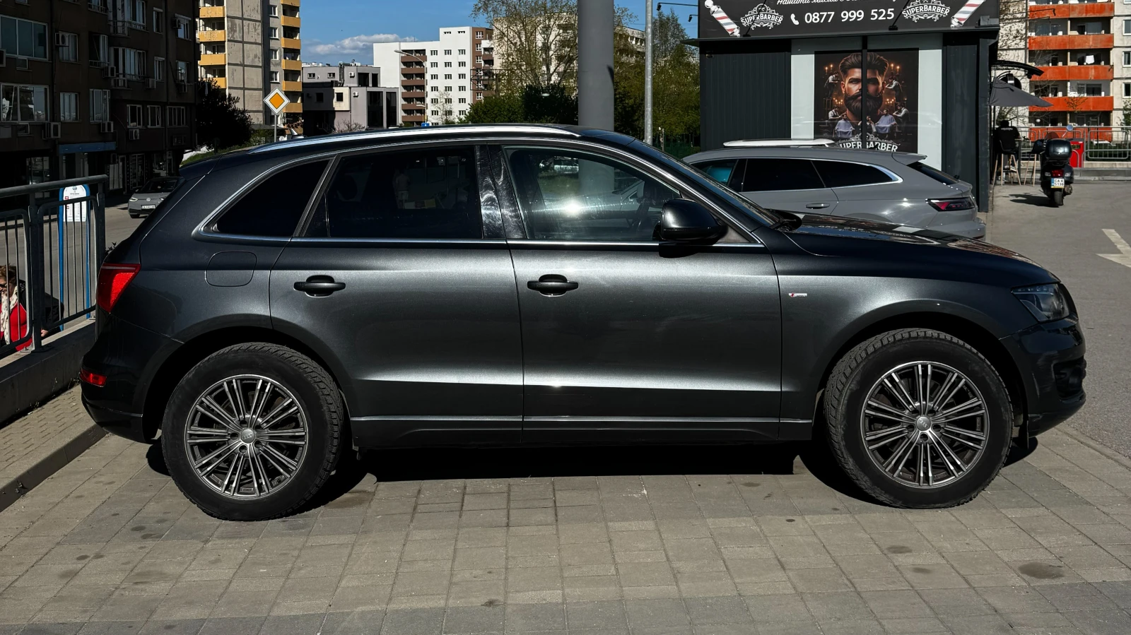 Audi Q5 3.0 S-line TDI, снимка 4 - Автомобили и джипове - 55408512