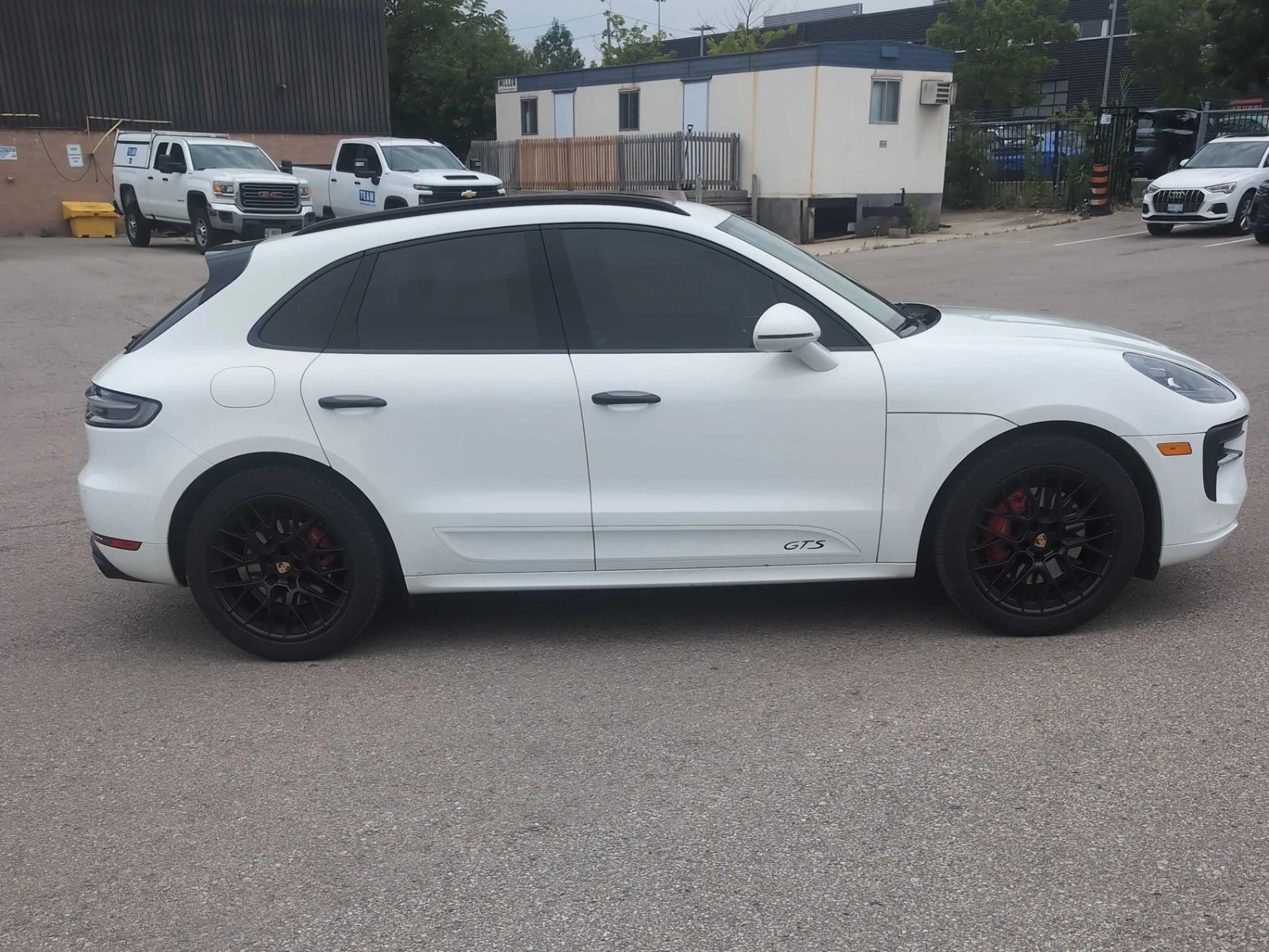 Porsche Macan GTS Автокредит Цена до България, снимка 2 - Автомобили и джипове - 55441676