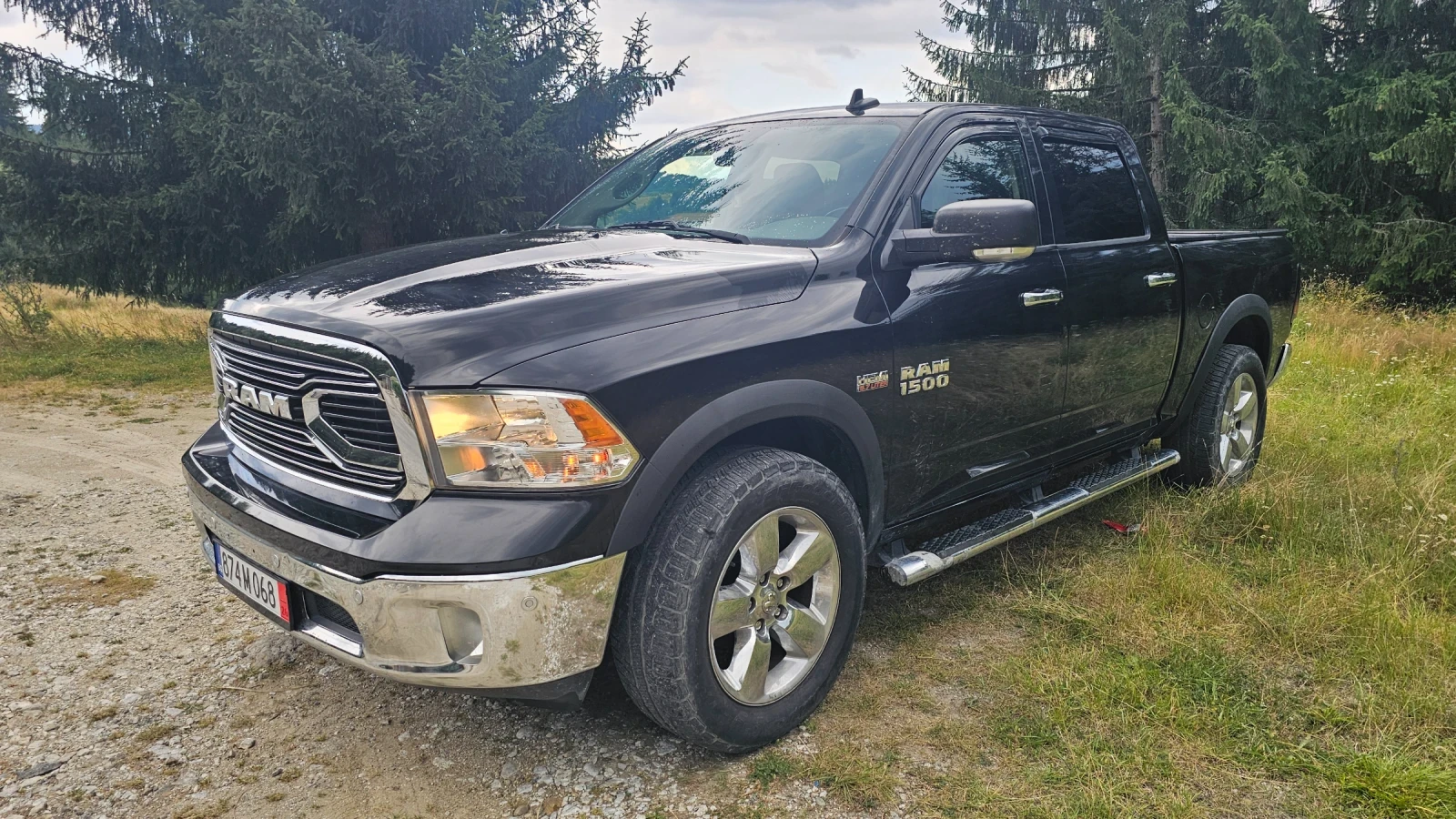 Dodge RAM 1500 SLT, снимка 3 - Автомобили и джипове - 55630603
