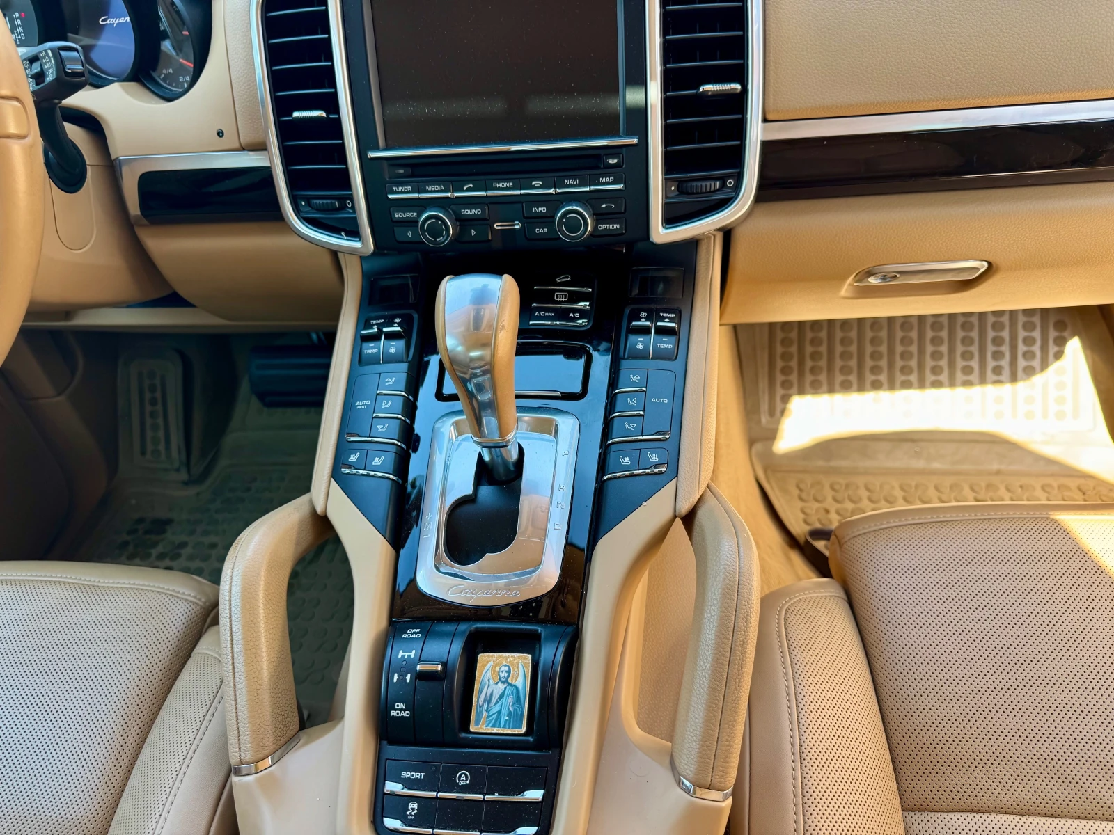 Porsche Cayenne 3.6i FULL, снимка 11 - Автомобили и джипове - 55659715