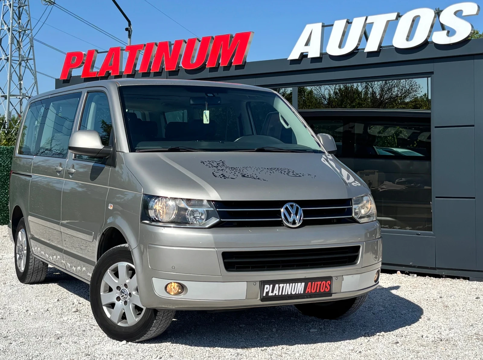 VW Caravelle 2.0TDI/АВТОМАТ/ПАРКТРОНИК/НАВИГАЦИЯ