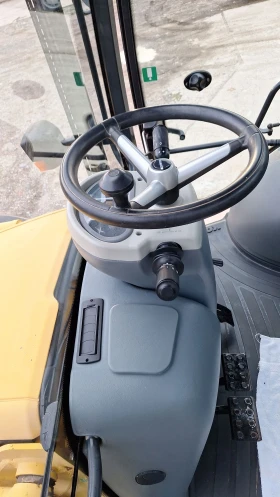 Обява за продажба на Багер Komatsu Kamatsu ~92 400 лв. - изображение 10 | Auto.bg Обява за продажба на Багер Komatsu Kamatsu ~92 400 лв. - изображение 10