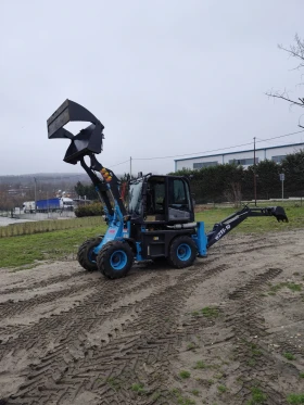 Багер Case Infront32, снимка 1