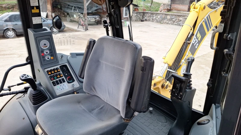 Багер Komatsu Kamatsu, снимка 12 - Индустриална техника - 52579543