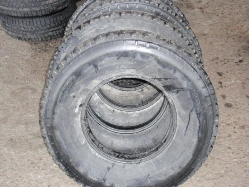 Гуми Всесезонни 195/80R15, снимка 8 - Гуми и джанти - 7241132