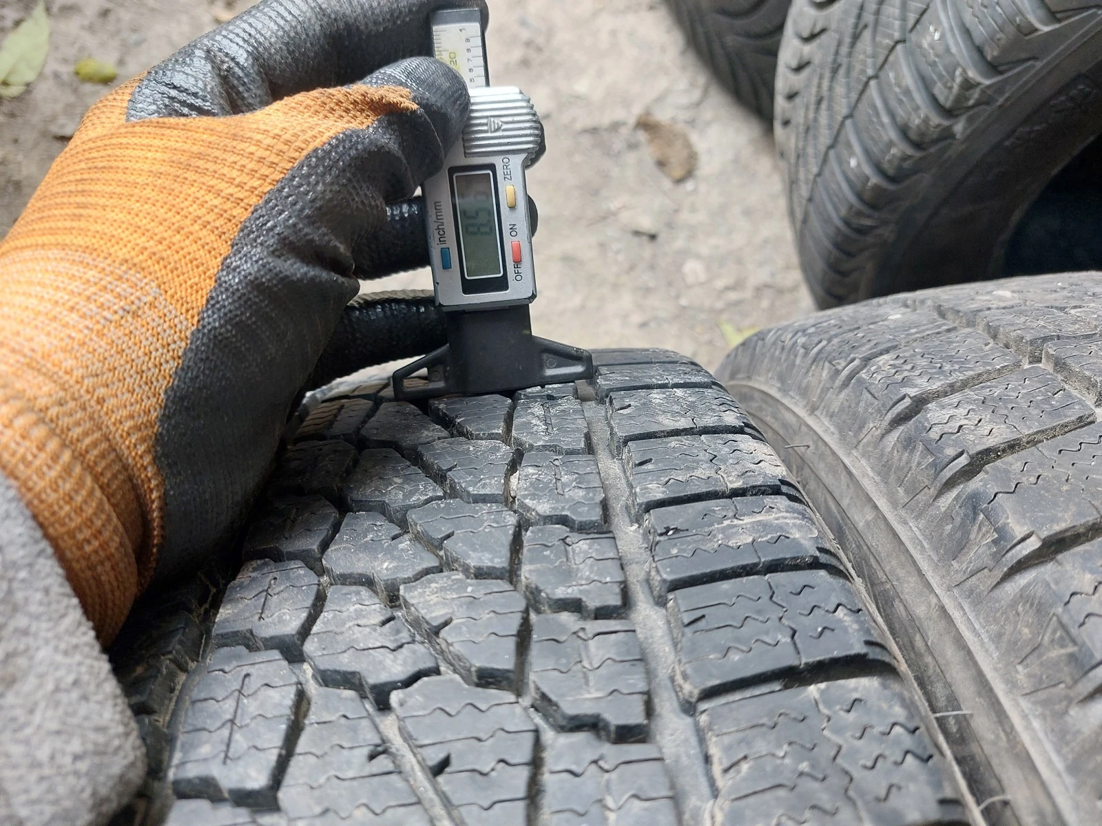 ���� 215/65R16 | Mobile.bg � ����������� 4