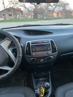 Hyundai I20, снимка 9