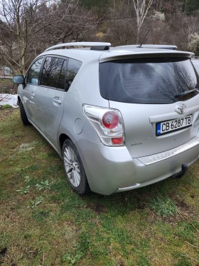 Toyota Corolla verso, снимка 6