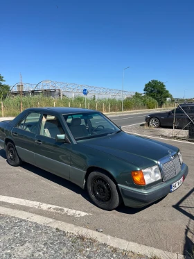Mercedes-Benz 124, снимка 2