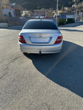 Mercedes-Benz C 220, снимка 9