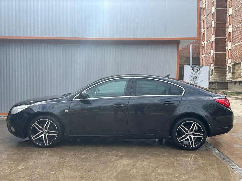 Opel Insignia 2.0, снимка 3 - Автомобили и джипове - 48639004