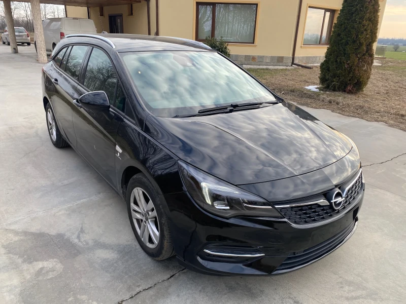 Opel Astra 1.5 diesel 105кс., снимка 3 - Автомобили и джипове - 49357025