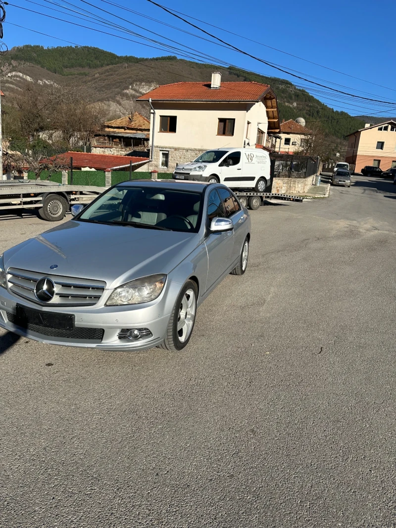 Mercedes-Benz C 220, снимка 3 - Автомобили и джипове - 49563161