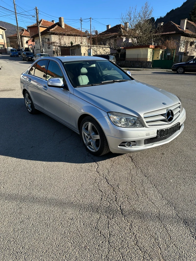 Mercedes-Benz C 220, снимка 1 - Автомобили и джипове - 49563161